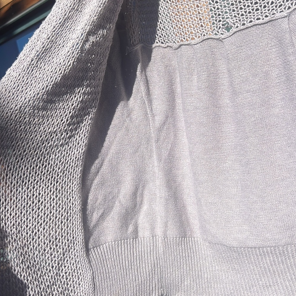 100% Cotton Cardigan by Banana Republic, Medium in Lilac - Picture 7 of 11